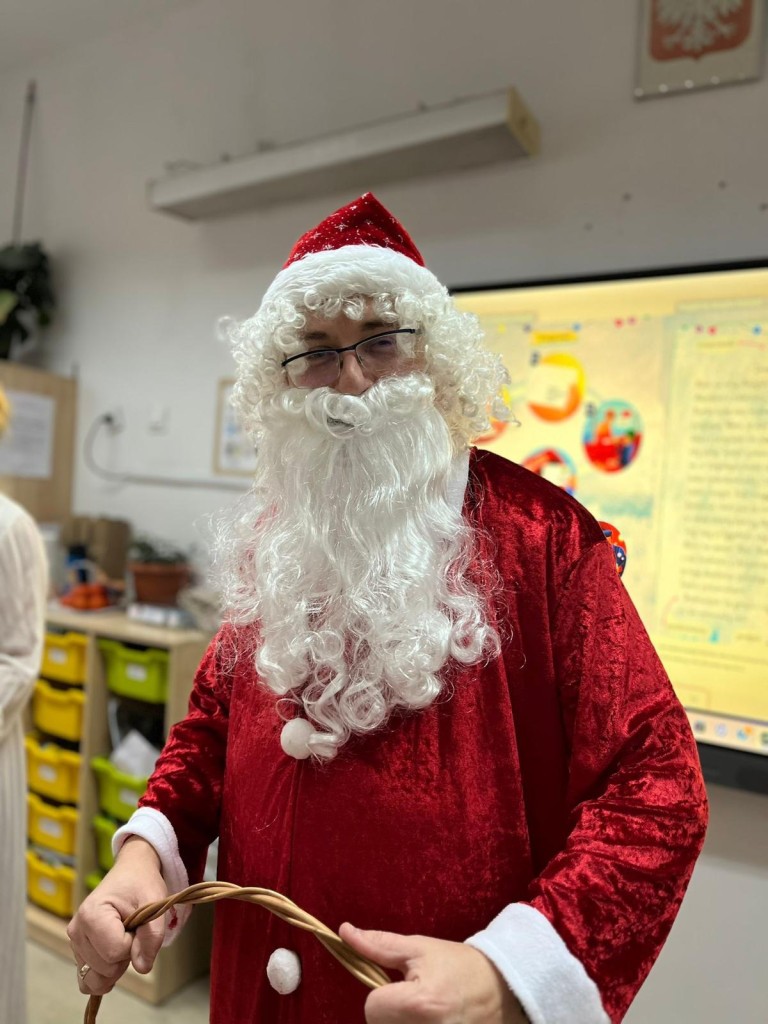 WhatsApp Image 2025-12-08 at 17.00.39